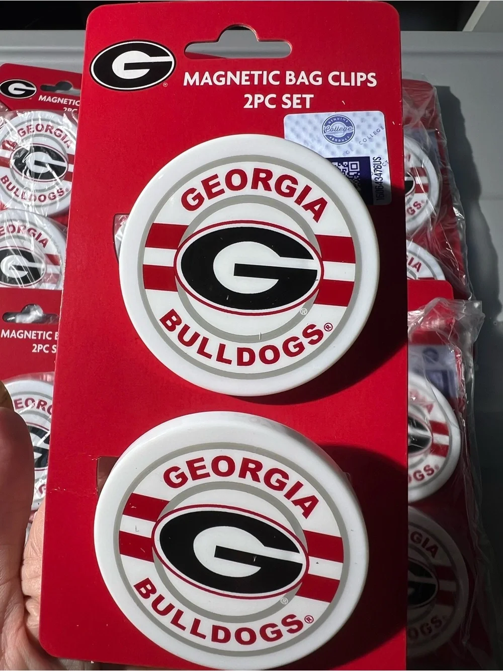 Magnetic Bag Clips - White/Red Team Logo 7 (2-Packs)